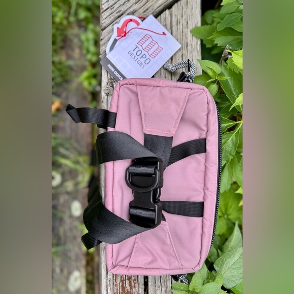 Topo Designs Pink Travel Bag - Picture 4 of 9